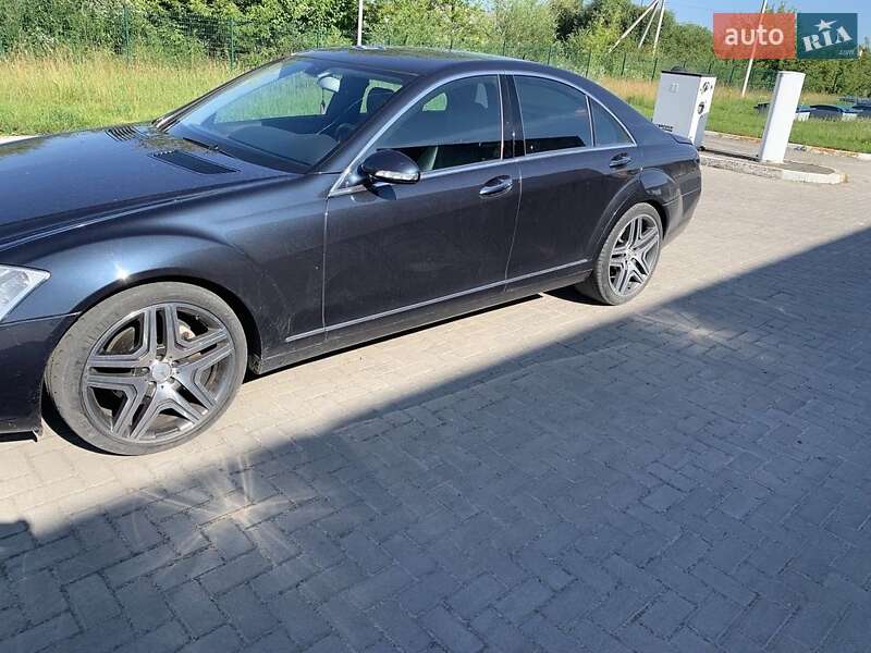Седан Mercedes-Benz S-Class 2005 в Любомле