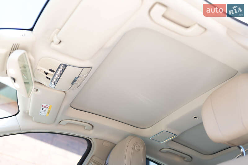 Седан Mercedes-Benz S-Class 2013 в Мукачево