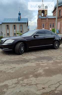 Седан Mercedes-Benz S-Class 2013 в Чернігові