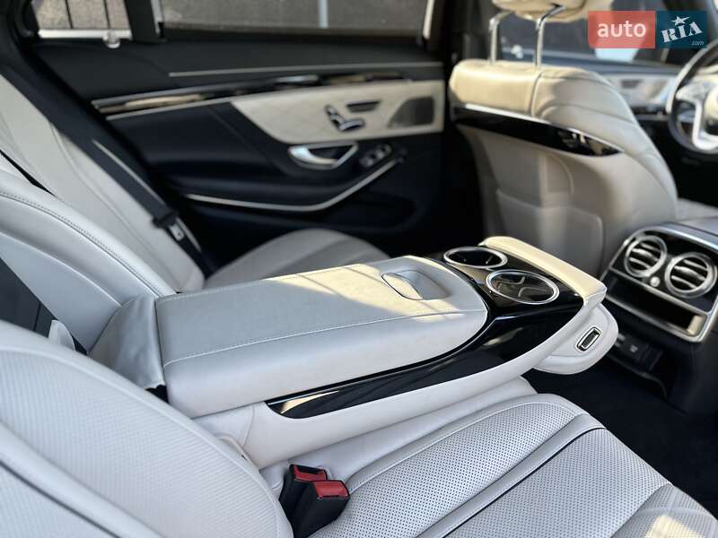 Седан Mercedes-Benz S-Class 2018 в Киеве