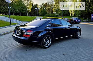 Седан Mercedes-Benz S-Class 2007 в Ровно