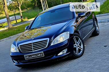 Седан Mercedes-Benz S-Class 2007 в Ровно