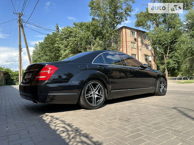 Седан Mercedes-Benz S-Class 2007 в Кривом Роге фото 35 Седан Mercedes-Benz S-Class 2007 в Кривом Роге