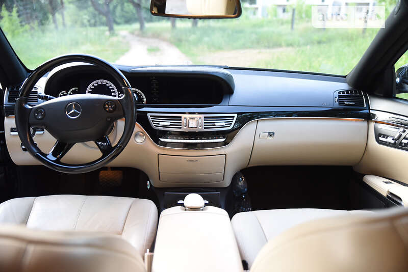 Седан Mercedes-Benz S-Class 2007 в Кропивницком