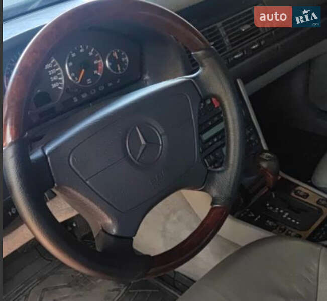 Седан Mercedes-Benz S-Class 1998 в Одессе