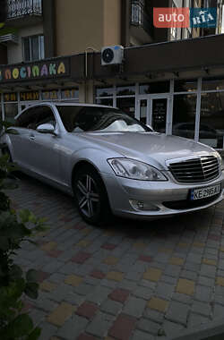 Седан Mercedes-Benz S-Class 2006 в Кременчуге