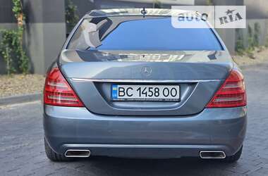 Седан Mercedes-Benz S-Class 2010 в Львові