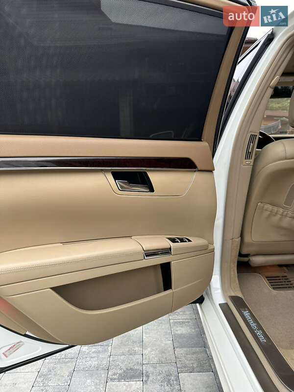 Седан Mercedes-Benz S-Class 2013 в Львові