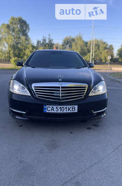 Седан Mercedes-Benz S-Class 2010 в Києві