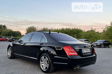 Седан Mercedes-Benz S-Class 2010 в Тернополі