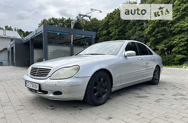 Седан Mercedes-Benz S-Class 2001 в Долині