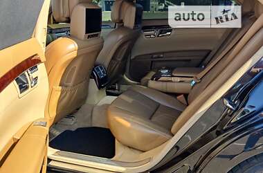 Седан Mercedes-Benz S-Class 2006 в 