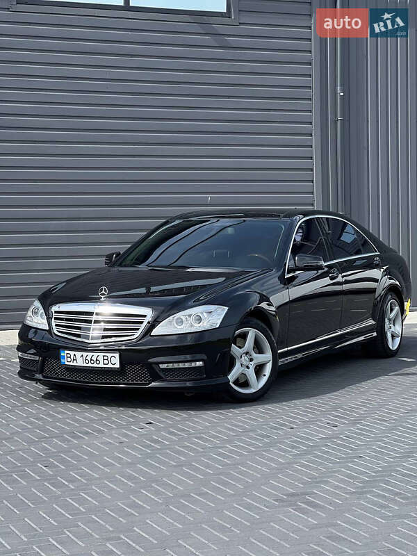 Mercedes-Benz S-Class 2007