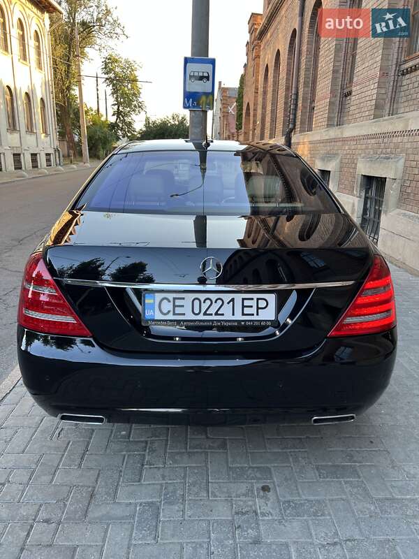 Седан Mercedes-Benz S-Class 2010 в Чернівцях