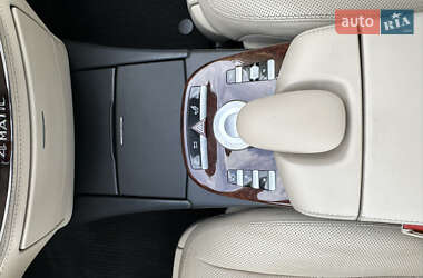 Седан Mercedes-Benz S-Class 2008 в 