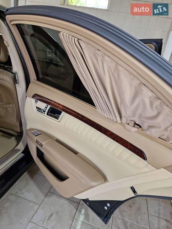Седан Mercedes-Benz S-Class 2008 в Кривом Роге