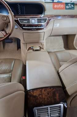 Седан Mercedes-Benz S-Class 2008 в Кривому Розі