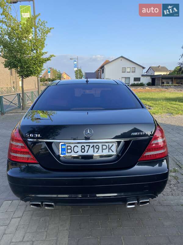 Седан Mercedes-Benz S-Class 2006 в Измаиле