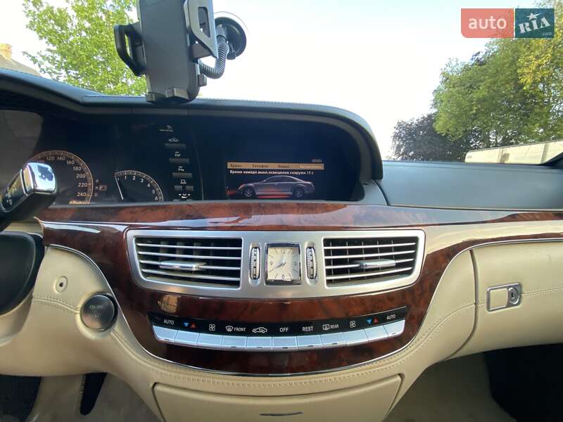 Седан Mercedes-Benz S-Class 2006 в Измаиле