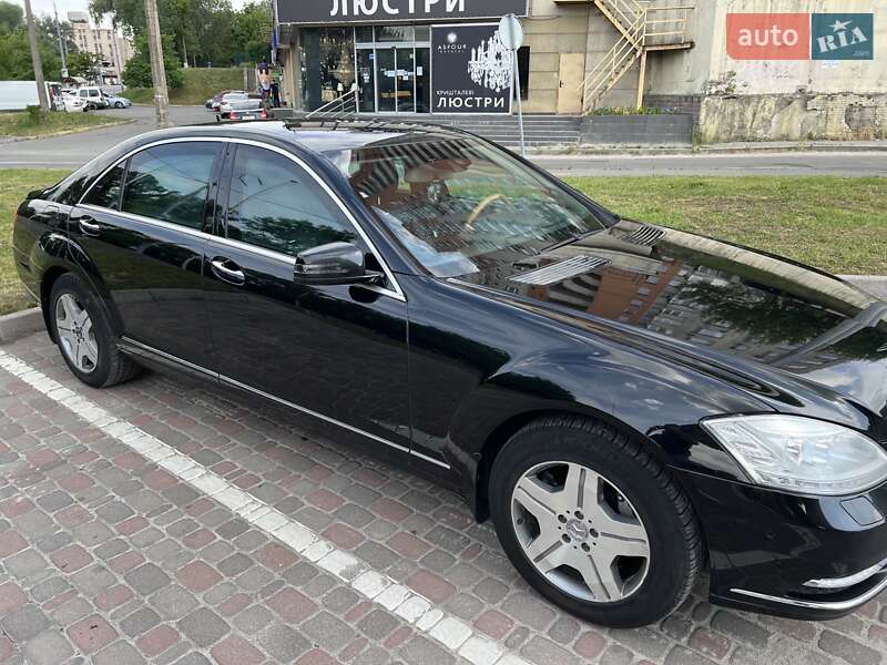 Седан Mercedes-Benz S-Class 2010 в Киеве