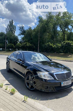 Седан Mercedes-Benz S-Class 2005 в Запорожье