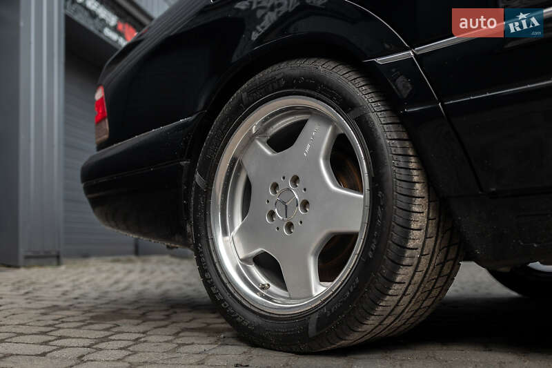 Седан Mercedes-Benz S-Class 1997 в Львове