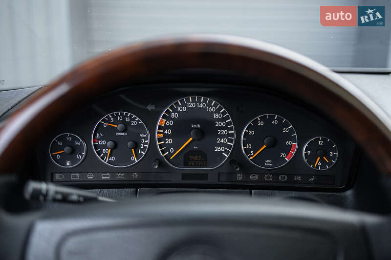 Седан Mercedes-Benz S-Class 1997 в Львове