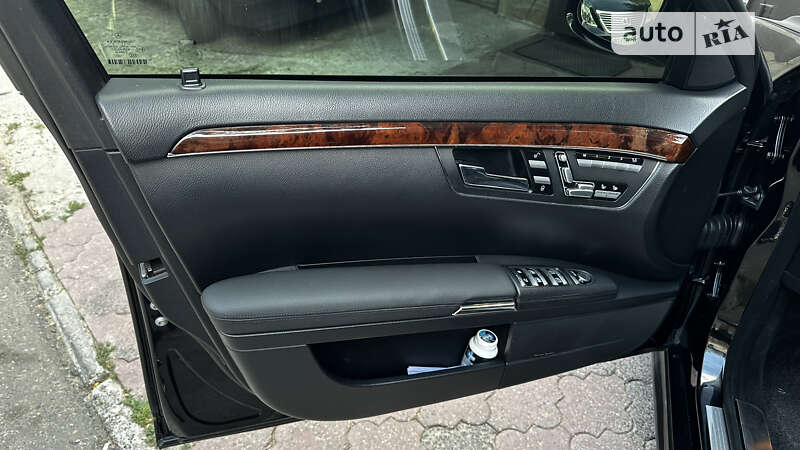 Седан Mercedes-Benz S-Class 2008 в Одессе