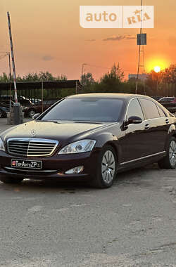 Седан Mercedes-Benz S-Class 2005 в Запоріжжі