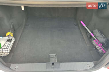 Седан Mercedes-Benz S-Class 2012 в 
