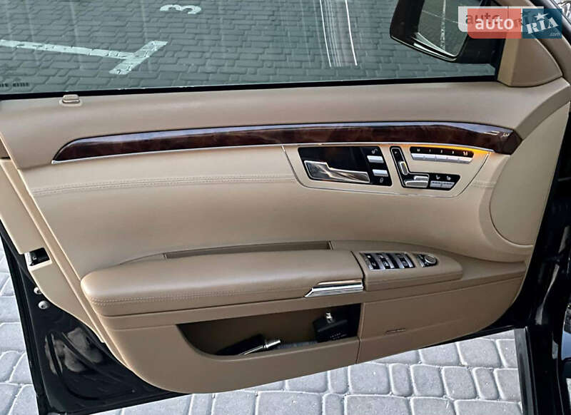 Седан Mercedes-Benz S-Class 2005 в Киеве фото 22 Седан Mercedes-Benz S-Class 2005 в Киеве
