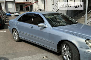 Седан Mercedes-Benz S-Class 2004 в Калуші