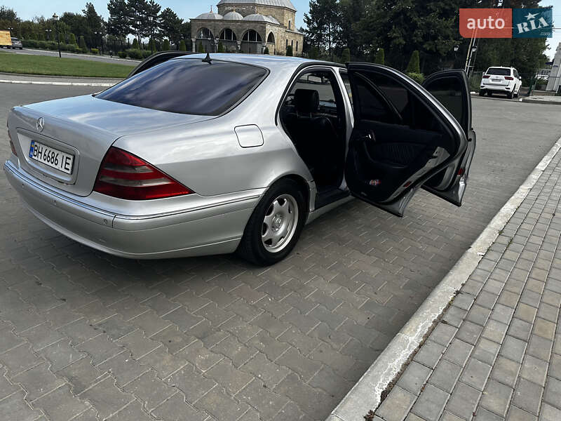 Седан Mercedes-Benz S-Class 2001 в Измаиле