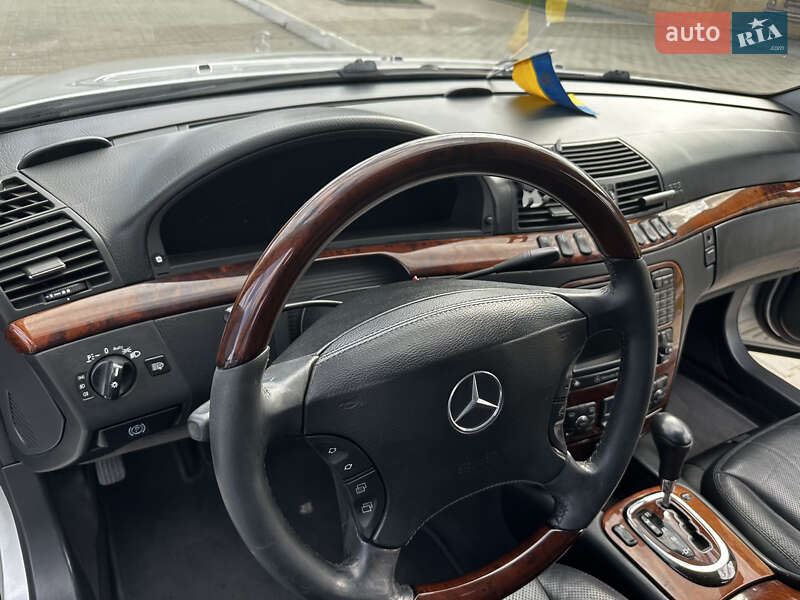 Седан Mercedes-Benz S-Class 2001 в Измаиле