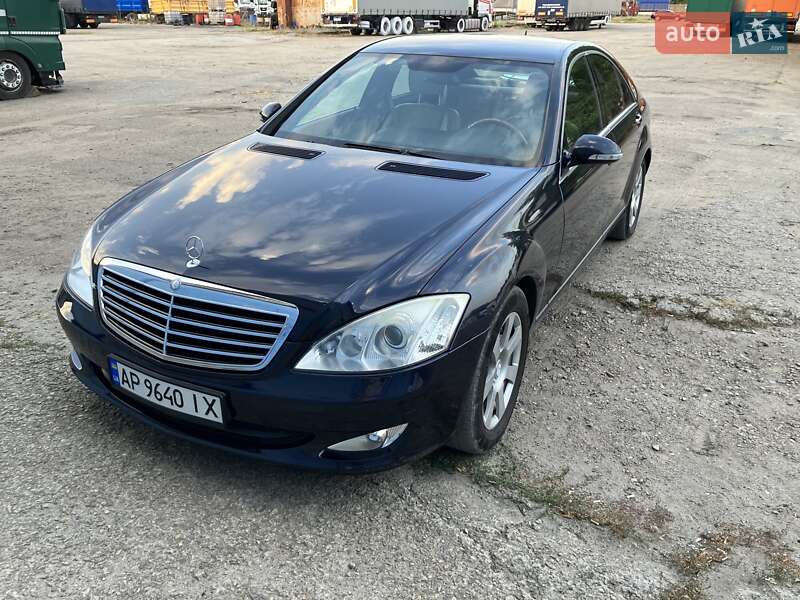 Mercedes-Benz S-Class 2007