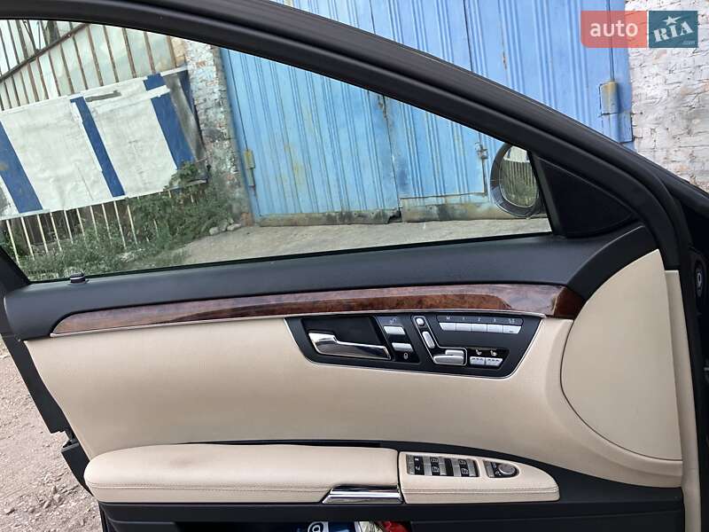 Седан Mercedes-Benz S-Class 2007 в Запоріжжі