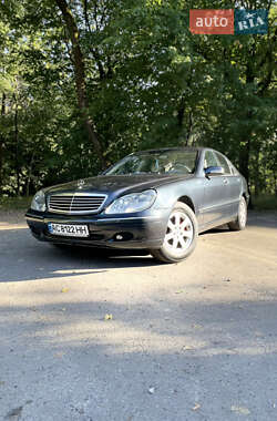 Седан Mercedes-Benz S-Class 2000 в 