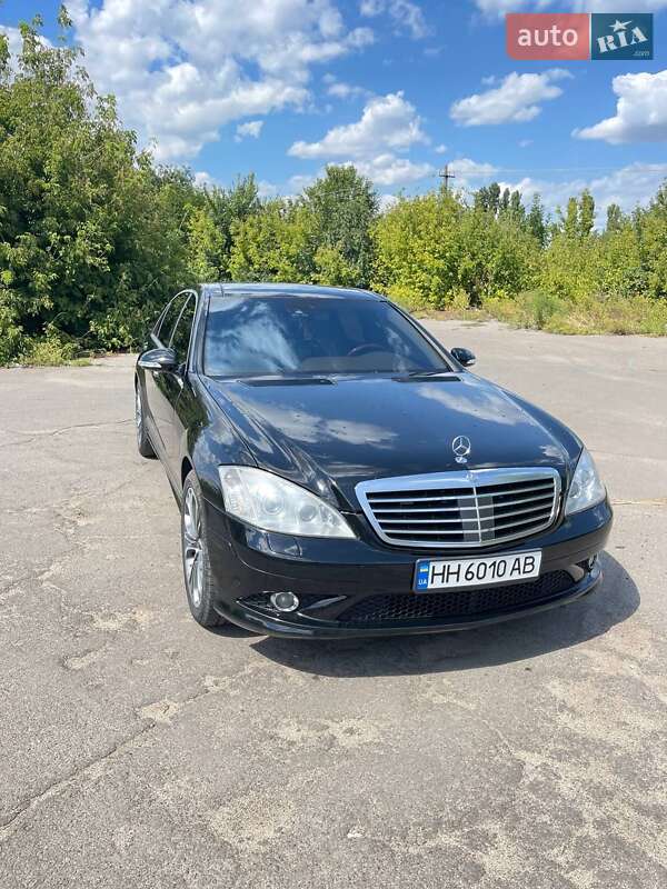 Седан Mercedes-Benz S-Class 2008 в Первомайске