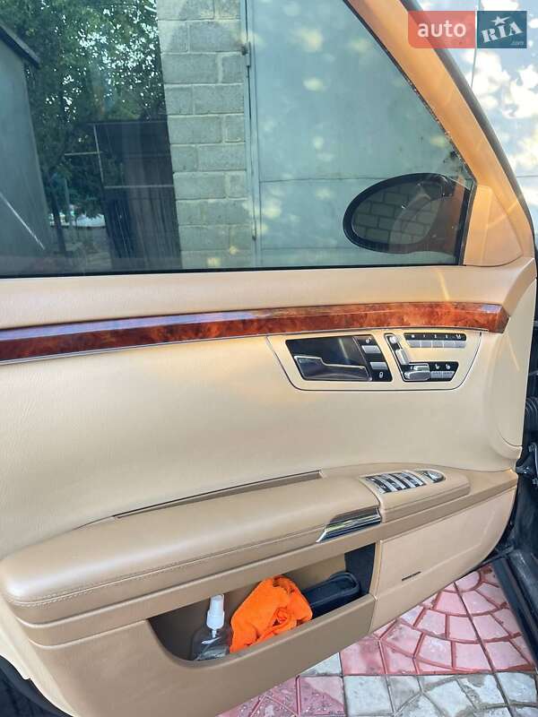 Седан Mercedes-Benz S-Class 2008 в Первомайске