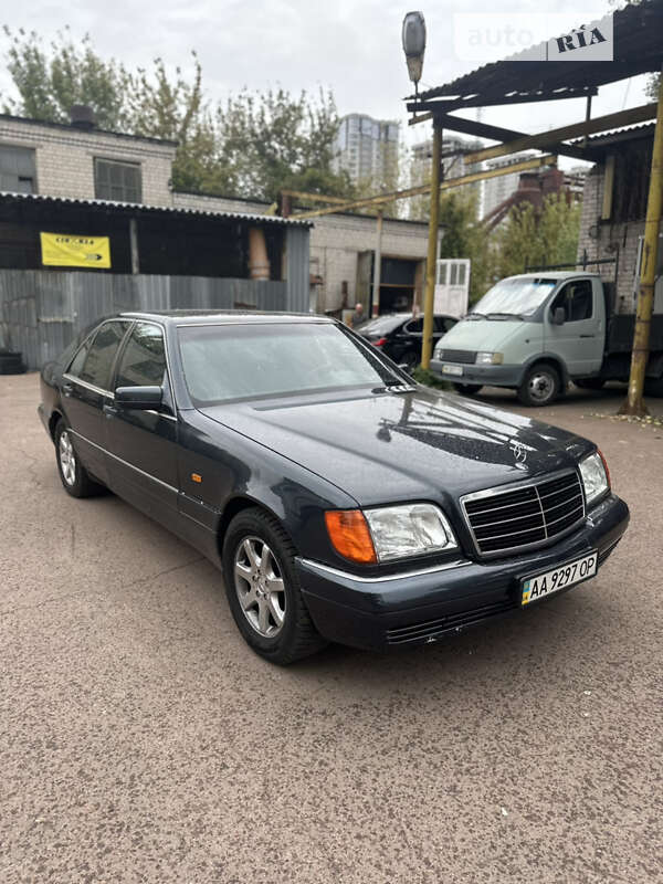 Седан Mercedes-Benz S-Class 1998 в Киеве
