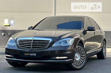 Седан Mercedes-Benz S-Class 2012 в Киеве