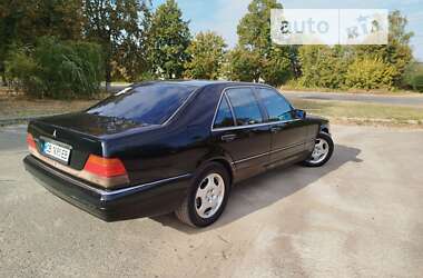 Седан Mercedes-Benz S-Class 1995 в Чернігові