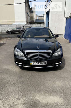 Седан Mercedes-Benz S-Class 2010 в Львове