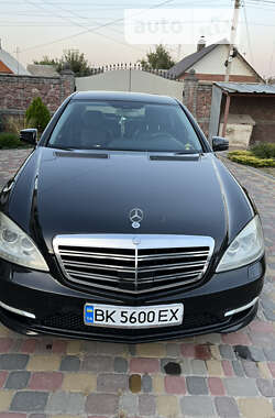 Седан Mercedes-Benz S-Class 2008 в Рівному