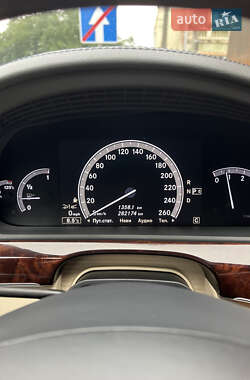 Седан Mercedes-Benz S-Class 2010 в 