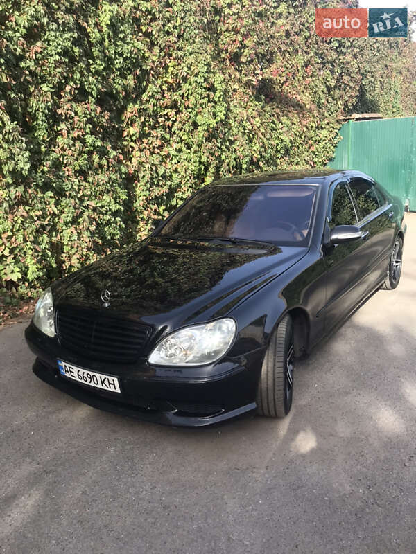 Седан Mercedes-Benz S-Class 2003 в Кривому Розі