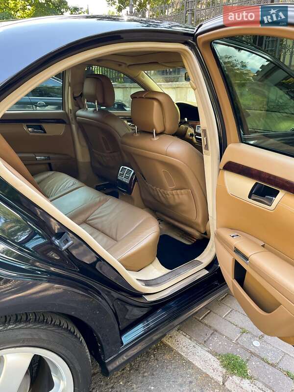 Седан Mercedes-Benz S-Class 2006 в Одессе