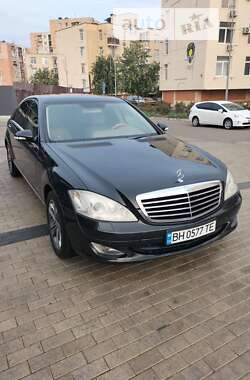 Седан Mercedes-Benz S-Class 2005 в Одесі