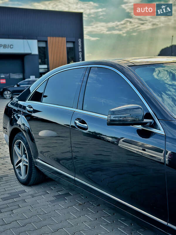 Седан Mercedes-Benz S-Class 2012 в Хусте