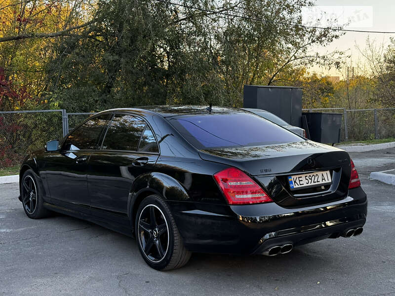 Седан Mercedes-Benz S-Class 2007 в Днепре